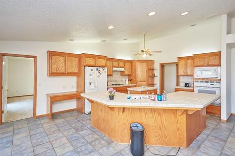 2348 Savona Dr, Wrightwood, CA 92397 photo 16