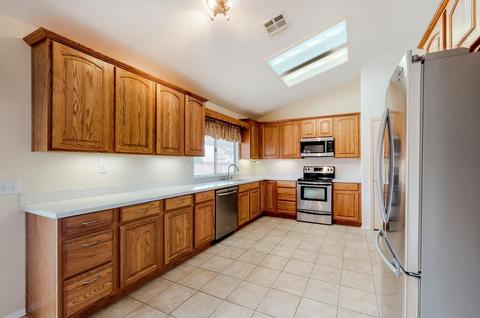 13220 Soft Cloud Way, Victorville, CA 92392 photo 7