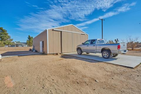 6728 Smoke Tree Rd, Phelan, CA 92371 photo 43