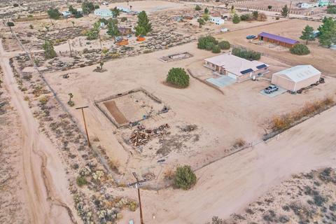 6728 Smoke Tree Rd, Phelan, CA 92371 photo 44
