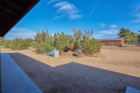 6728 Smoke Tree Rd, Phelan, CA 92371 photo 40