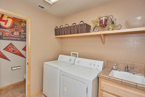 6728 Smoke Tree Rd, Phelan, CA 92371 photo 37