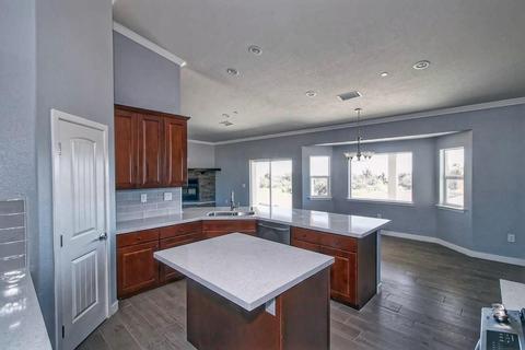 8625 Tumbleweed Rd, Phelan, CA 92371 photo 11