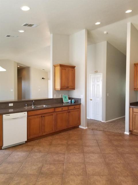21180 S Chianti Ln, Apple Valley, CA 92308 photo 6