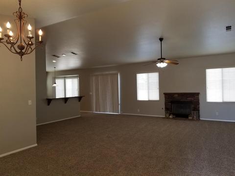21180 S Chianti Ln, Apple Valley, CA 92308 photo 4