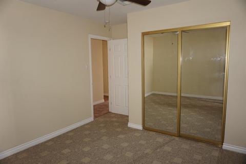 817 Caliente Dr, Barstow, CA 92311 photo 15