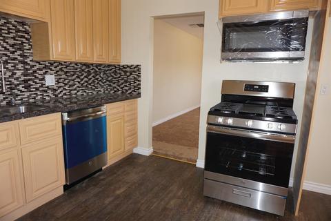 817 Caliente Dr, Barstow, CA 92311 photo 8