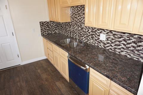 817 Caliente Dr, Barstow, CA 92311 photo 6