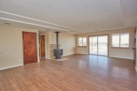 8974 Malpaso Rd, Phelan, CA 92371 photo 10