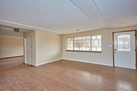 8974 Malpaso Rd, Phelan, CA 92371 photo 7