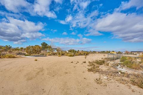 8974 Malpaso Rd, Phelan, CA 92371 photo 39