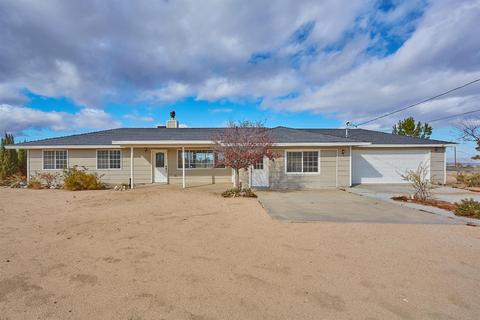 8974 Malpaso Rd, Phelan, CA 92371 photo 1