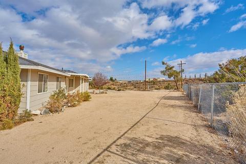 8974 Malpaso Rd, Phelan, CA 92371 photo 40
