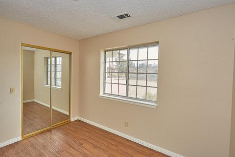 8974 Malpaso Rd, Phelan, CA 92371 photo 25