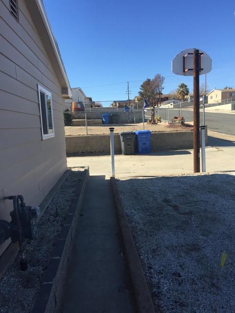 920 Elizabeth St, Barstow, CA 92311 photo 5