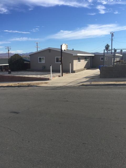 920 Elizabeth St, Barstow, CA 92311 photo 1