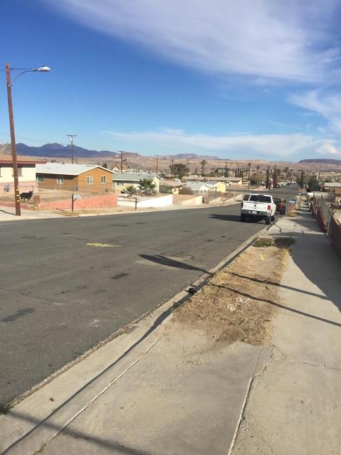 920 Elizabeth St, Barstow, CA 92311 photo 9