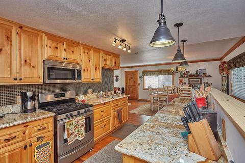 2280 Lausanne Dr, Wrightwood, CA 92397 photo 2