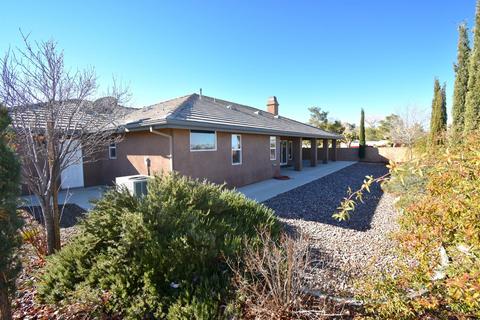 1010 Locust Rd, Pinon Hills, CA 92372 photo 22