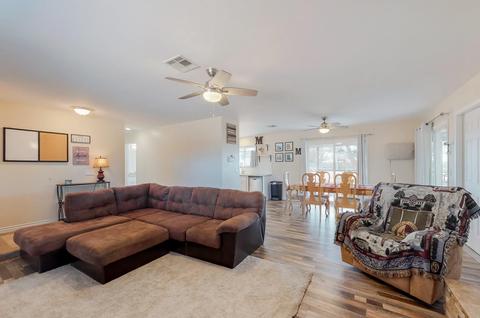 21841 Carlisle Rd, Apple Valley, CA 92307 photo 2