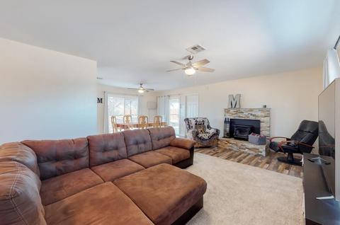 21841 Carlisle Rd, Apple Valley, CA 92307 photo 4