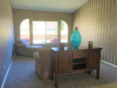 15303 Riverside Dr, Apple Valley, CA 92307 photo 9