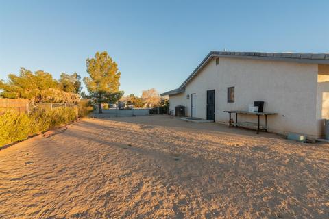 14204 Cree Rd, Apple Valley, CA 92307 photo 61