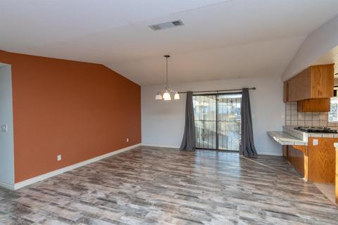 14204 Cree Rd, Apple Valley, CA 92307 photo 20