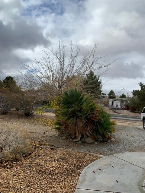 18700 Chaco Ln, Apple Valley, CA 92307 photo 2