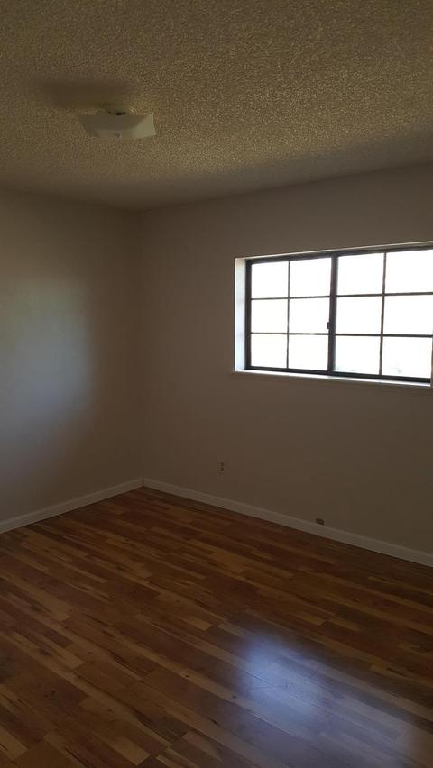 9930 Johnson Rd, Phelan, CA 92371 photo 15