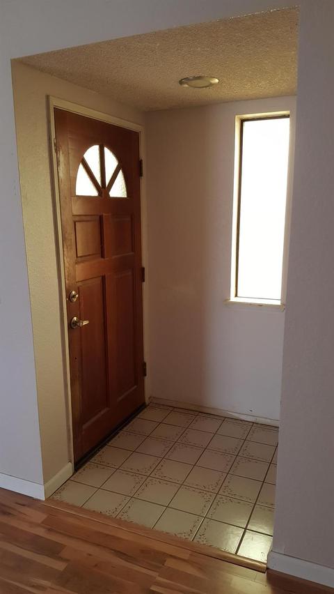 9930 Johnson Rd, Phelan, CA 92371 photo 4
