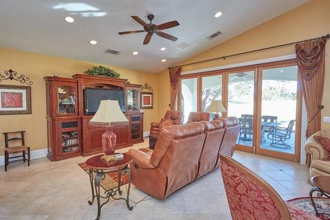 14938 Shady Elm Ln, Helendale, CA 92342 photo 8