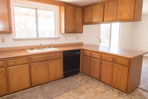 13490 Algonquin Rd, Apple Valley, CA 92308 photo 10