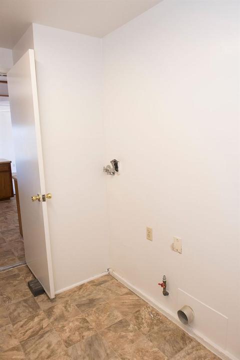 13490 Algonquin Rd, Apple Valley, CA 92308 photo 8