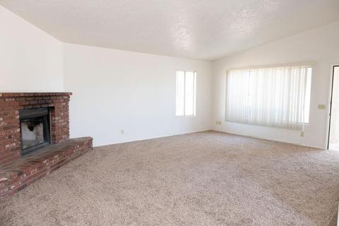 13490 Algonquin Rd, Apple Valley, CA 92308 photo 5