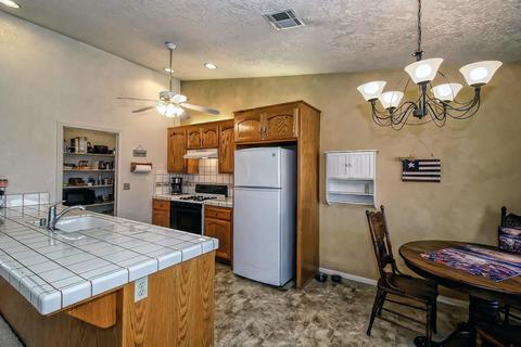 14484 Tawya Rd, Apple Valley, CA 92307 photo 11