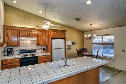 14484 Tawya Rd, Apple Valley, CA 92307 photo 10