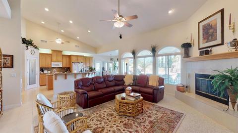 13553 Sunset Dr, Apple Valley, CA 92308 photo 9
