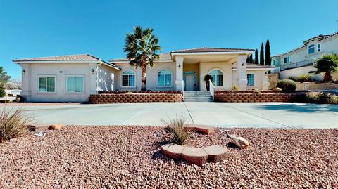 13553 Sunset Dr, Apple Valley, CA 92308 photo 2