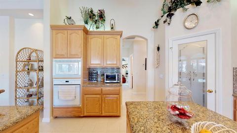 13553 Sunset Dr, Apple Valley, CA 92308 photo 14