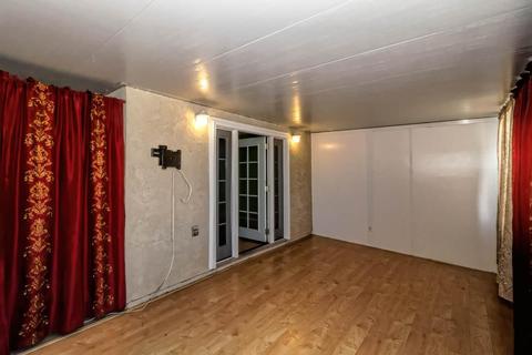 11951 4th Ave, Hesperia, CA 92345 photo 12