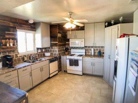 11987 Chimayo Rd, Apple Valley, CA 92308 photo 2