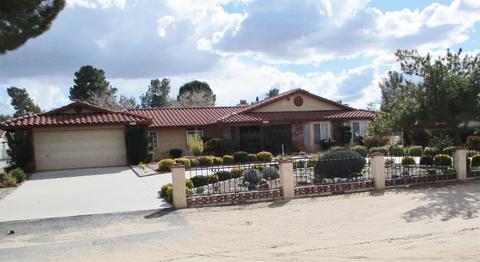 18157 Hinton St, Hesperia, CA 92345 photo 1