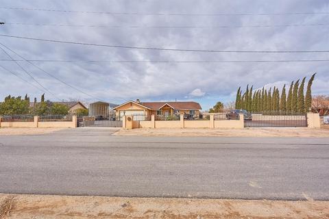 10930 Santa Fe Ave W, Hesperia, CA 92345 photo 2