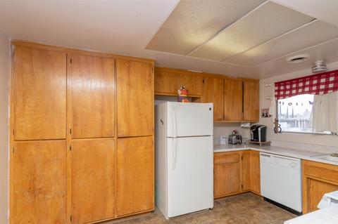 18347 Hinton St, Hesperia, CA 92345 photo 9