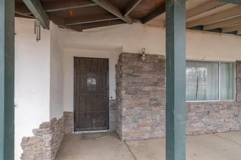 18347 Hinton St, Hesperia, CA 92345 photo 2