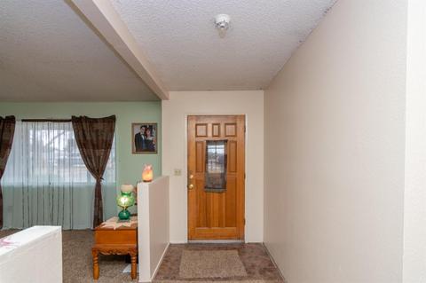 18347 Hinton St, Hesperia, CA 92345 photo 4