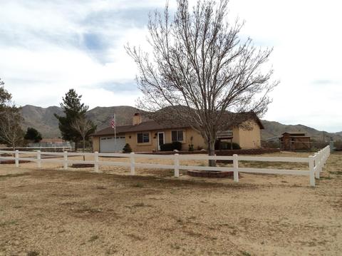 25131 Clark Rd, Apple Valley, CA 92307 photo 2