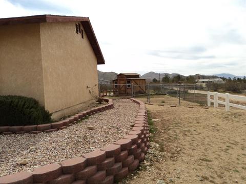 25131 Clark Rd, Apple Valley, CA 92307 photo 9