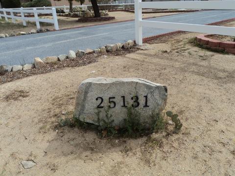 25131 Clark Rd, Apple Valley, CA 92307 photo 4